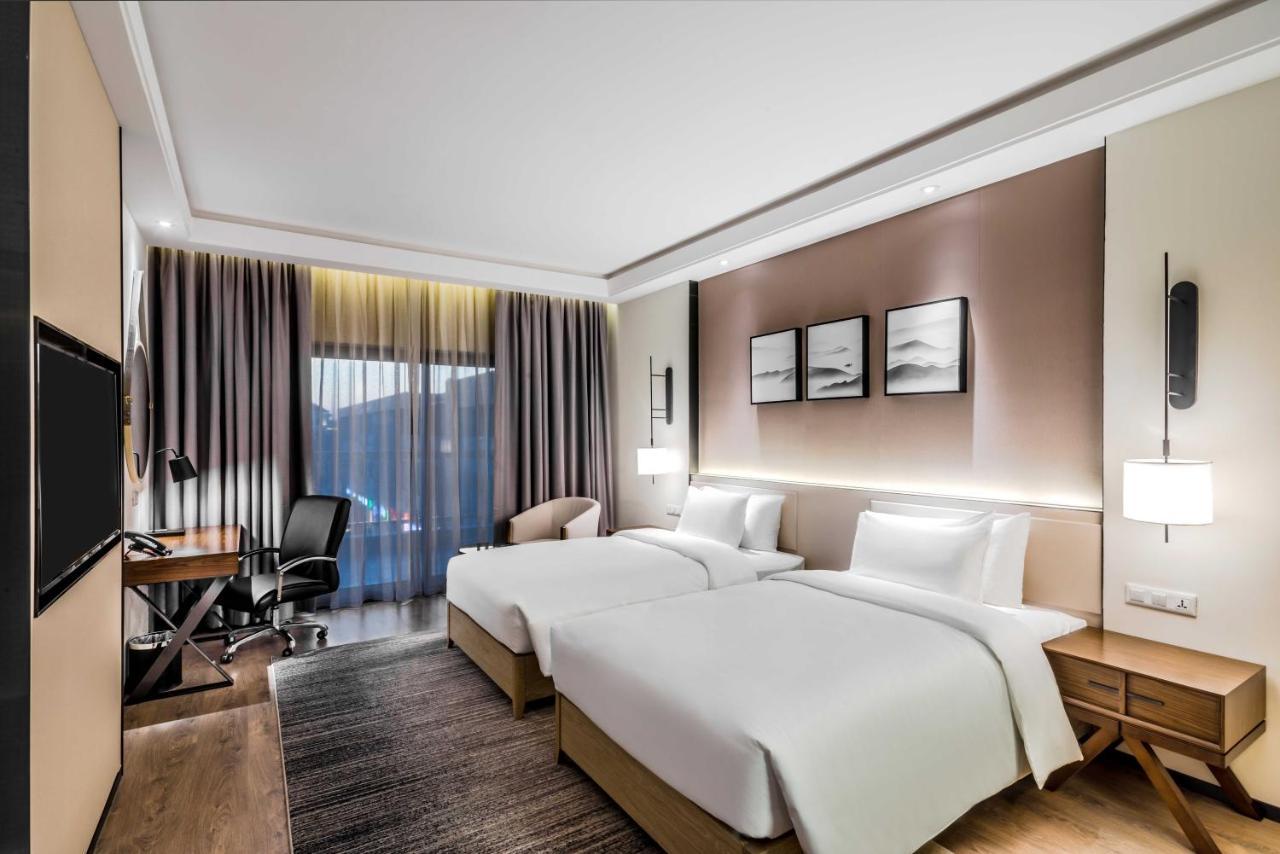 Aber Al Takhassusi Hotel Riyadh Bagian luar foto